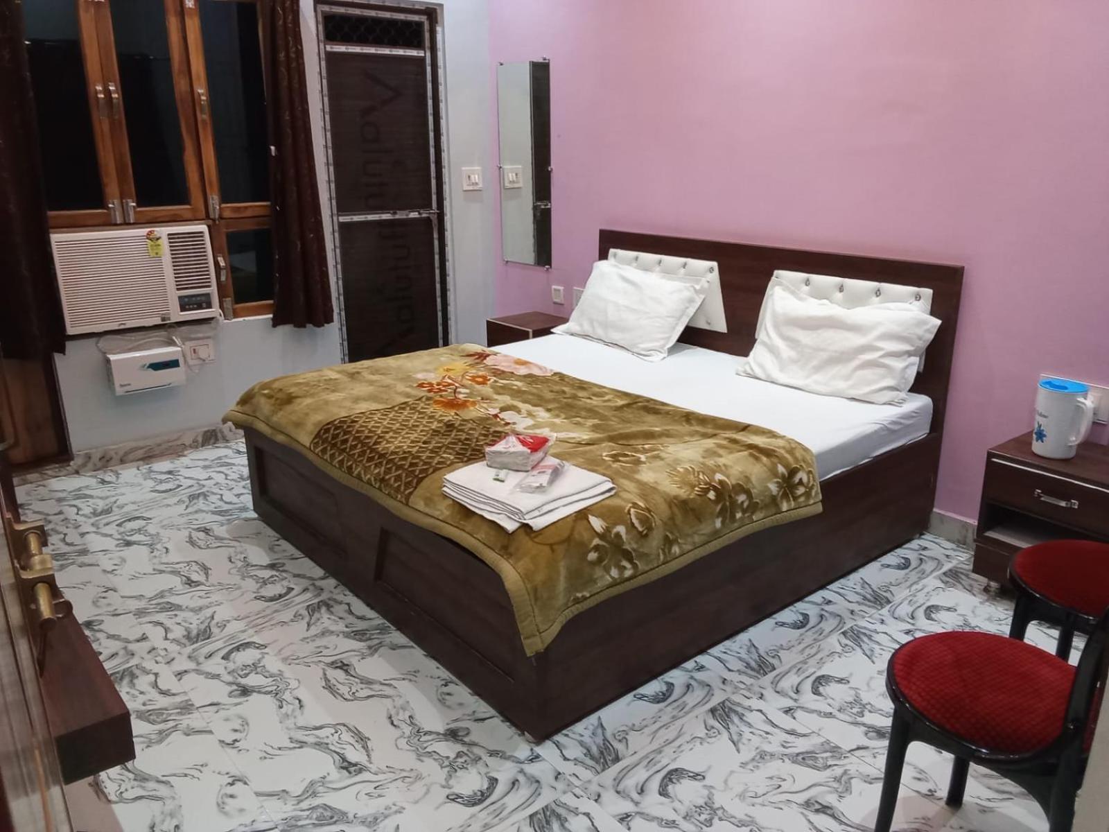 Kaka Guest House Ayodhya Exterior photo